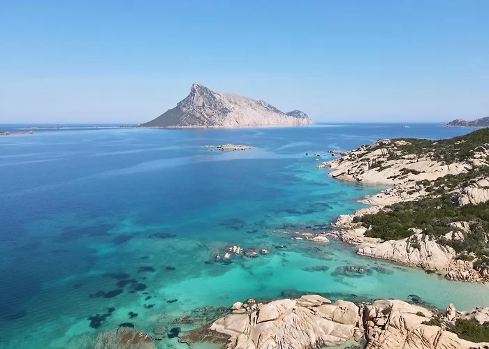 Iss Travel, Ponderosa Terrace - Centrally Located 2-bedroom With Aircondition * San Teodoro (Sardinia)